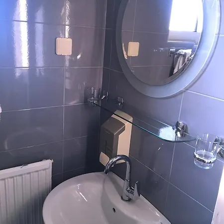 모텔 Neno 비옐리나