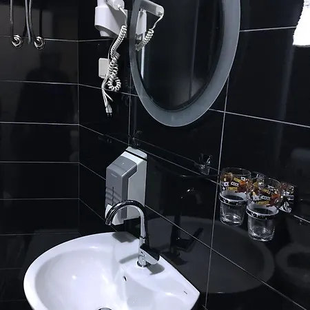 Neno 모텔 비옐리나